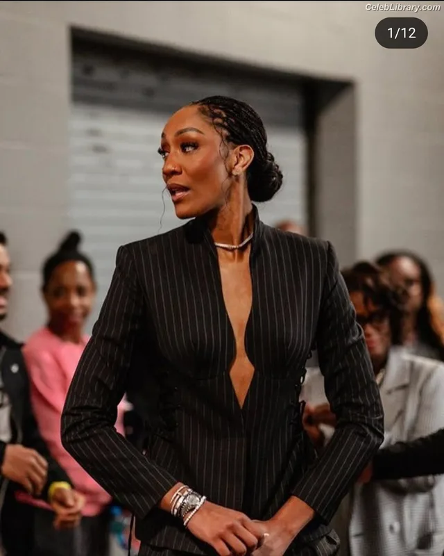 A'ja Wilson photo 8 of 79