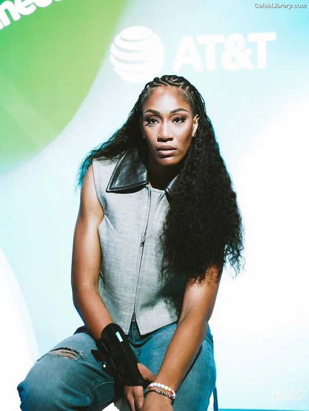 A'ja Wilson photo 2 of 79
