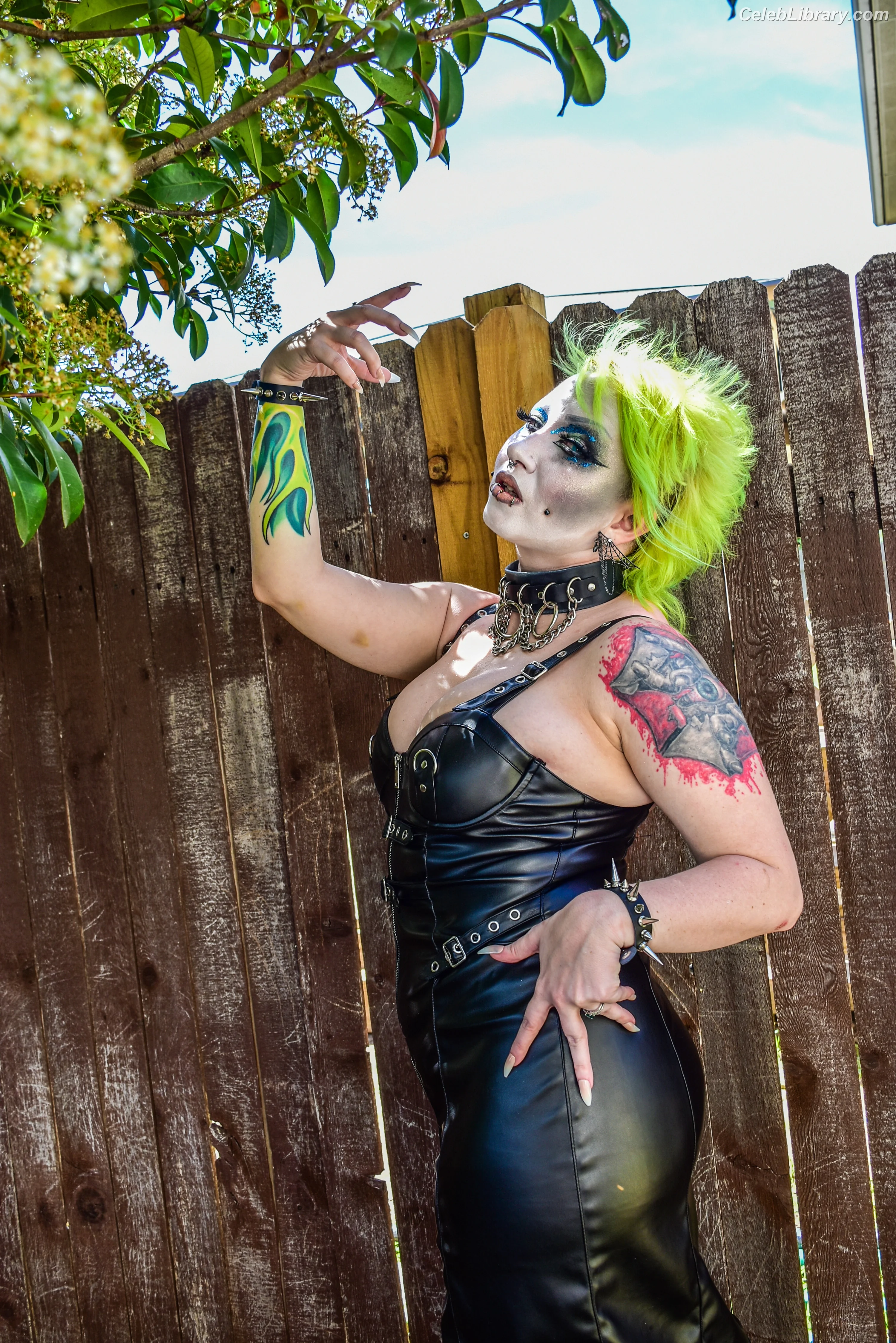 Abadon photo 20 of 576