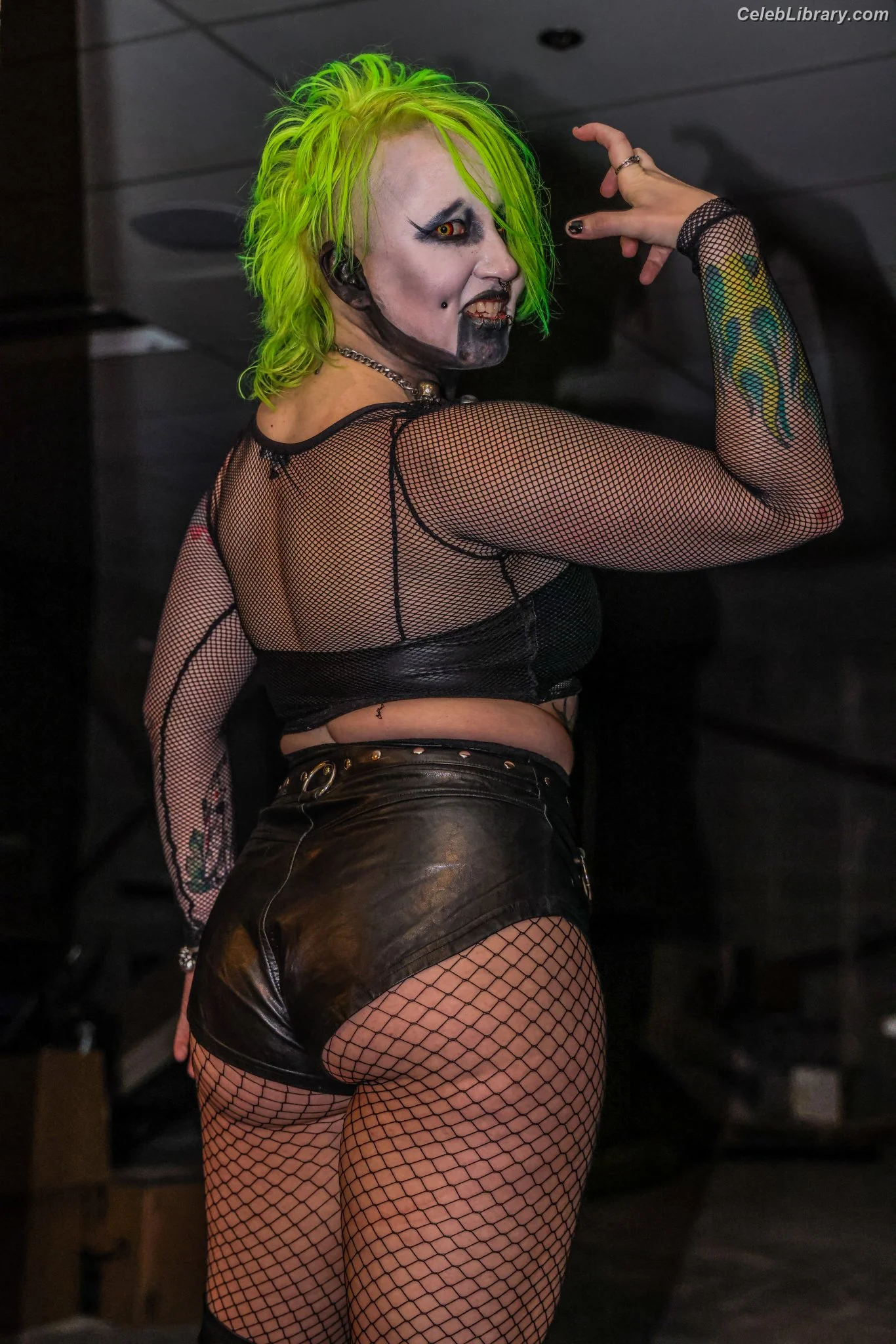 Abadon photo 12 of 576