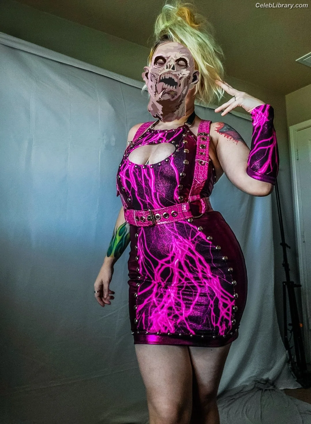Abadon photo 23 of 576