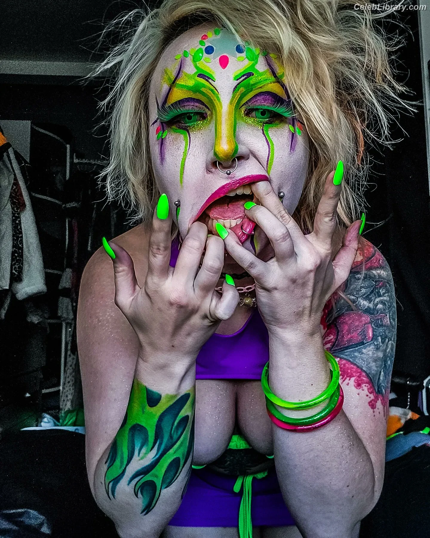 Abadon photo 11 of 576