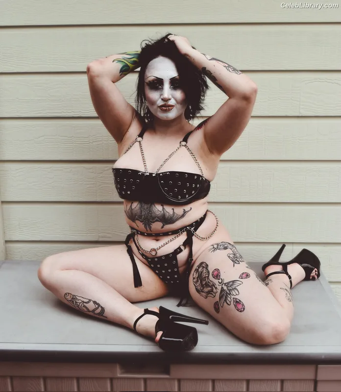 Abadon photo 11 of 577
