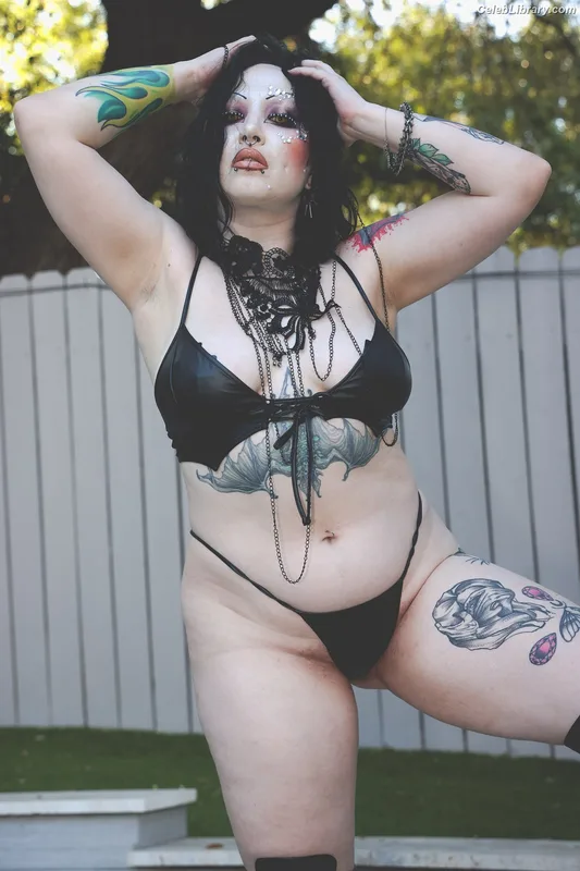 Abadon photo 15 of 577