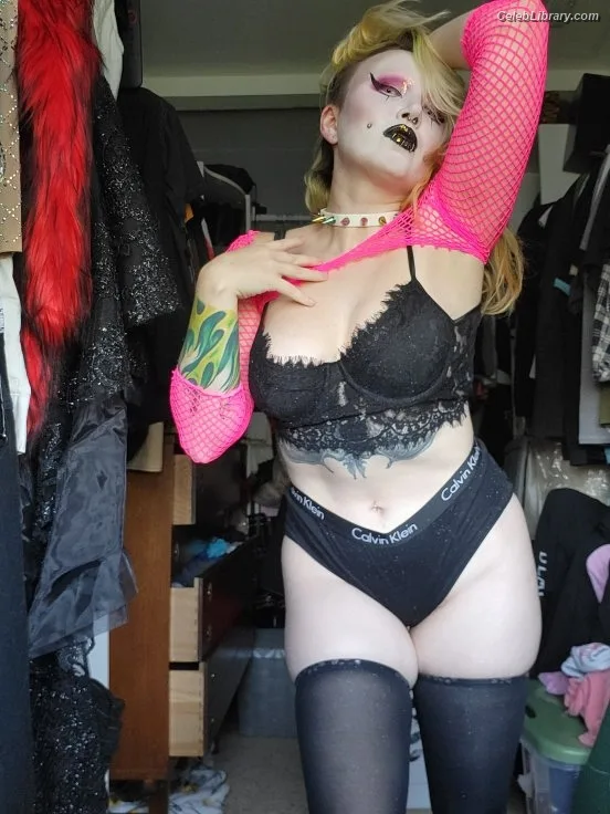 Abadon photo 19 of 577