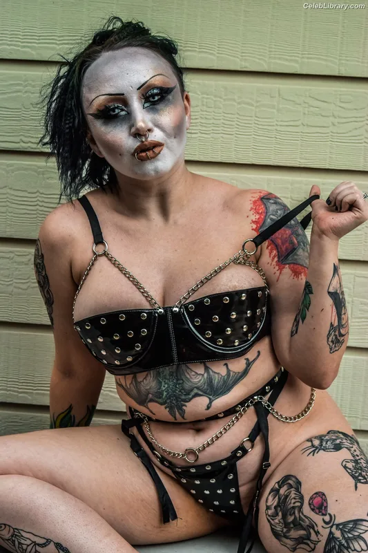 Abadon photo 4 of 577