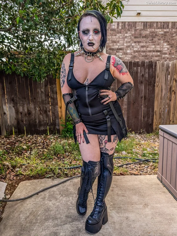Abadon photo 6 of 577