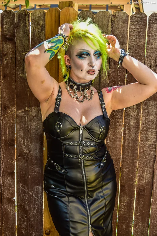 Abadon photo 14 of 577