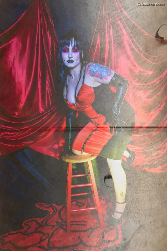 Abadon photo 4 of 577