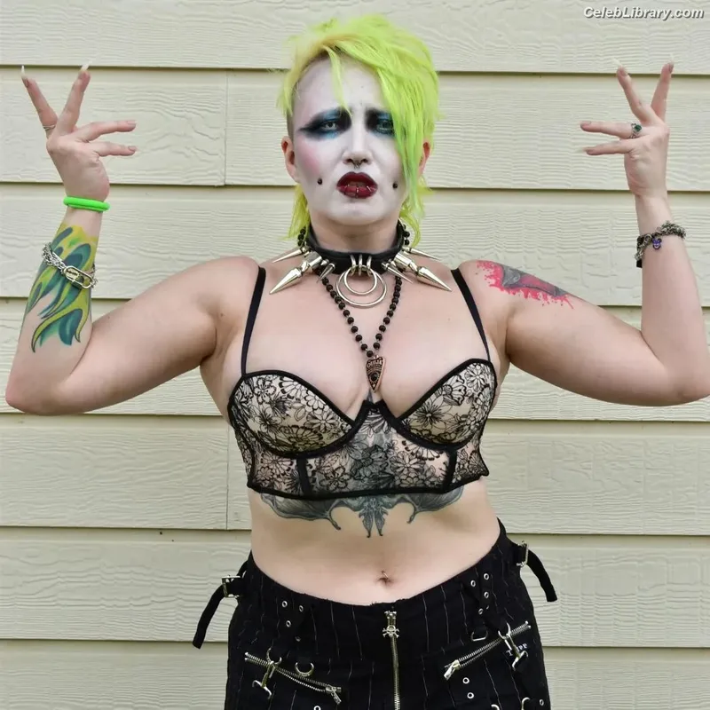 Abadon photo 10 of 577