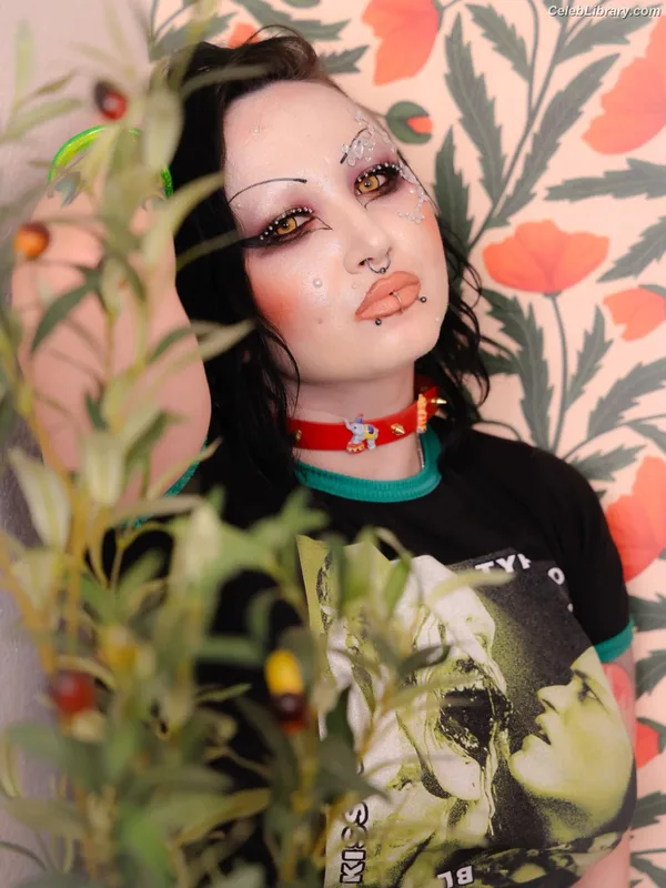 Abadon photo 14 of 577