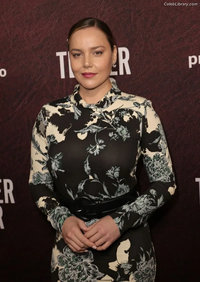 Abbie Cornish photo 17 of 183