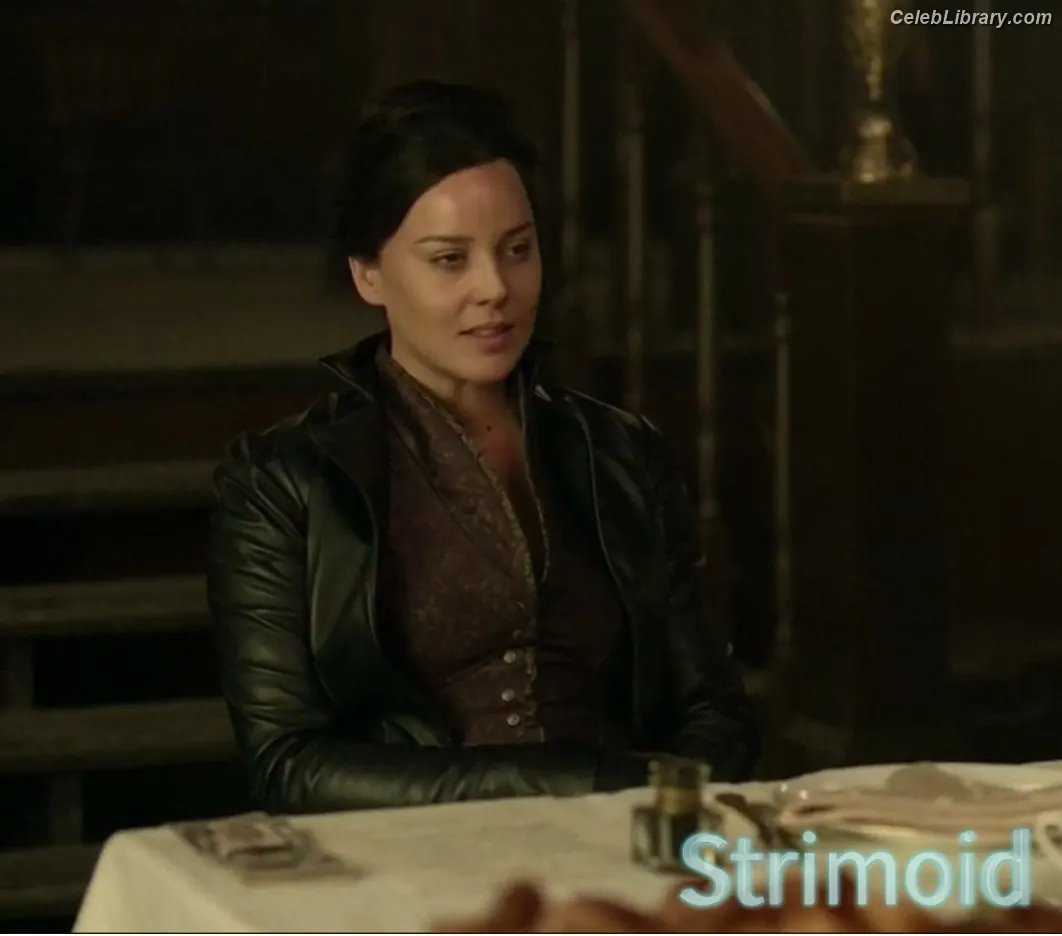 Abbie Cornish photo 13 of 183