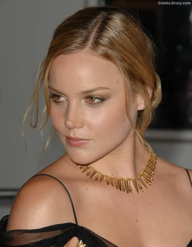 Abbie Cornish photo 8 of 184
