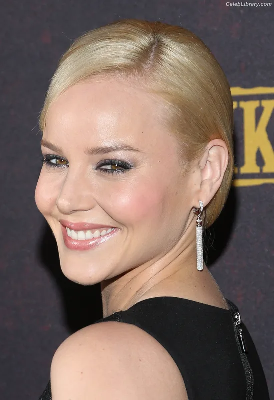 Abbie Cornish photo 20 of 184