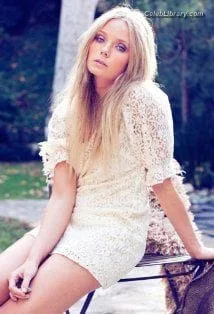 Abby Pivaronas photo 4 of 55