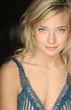 Abby Pivaronas photo 5 of 55
