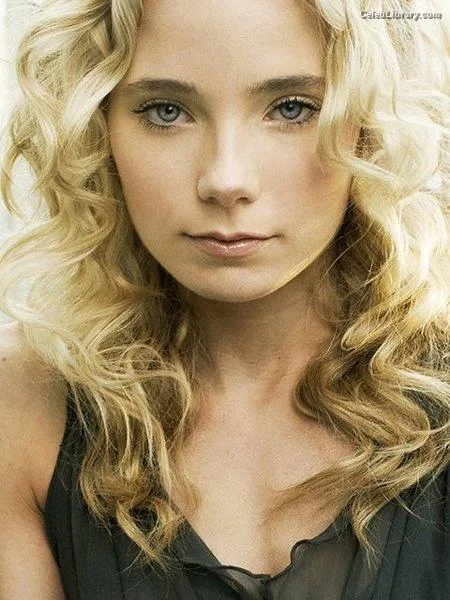 Abby Pivaronas photo 2 of 55