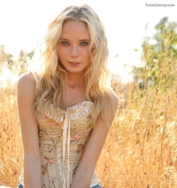 Abby Pivaronas photo 19 of 55