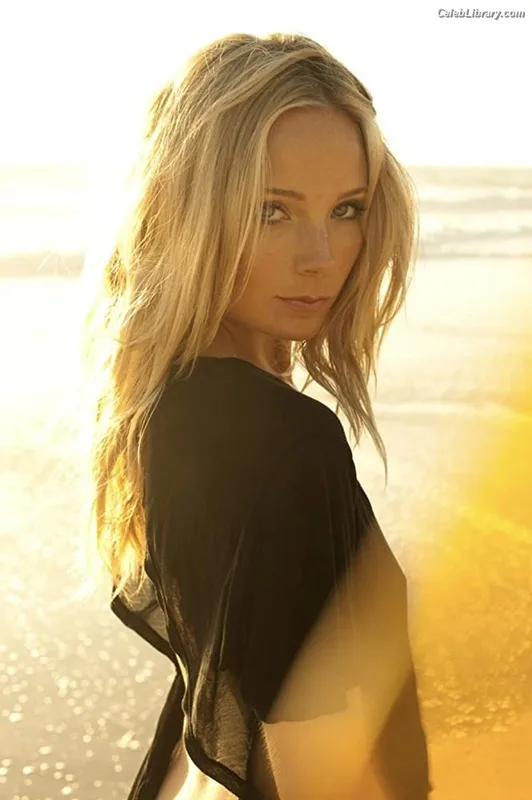 Abby Pivaronas photo 4 of 55