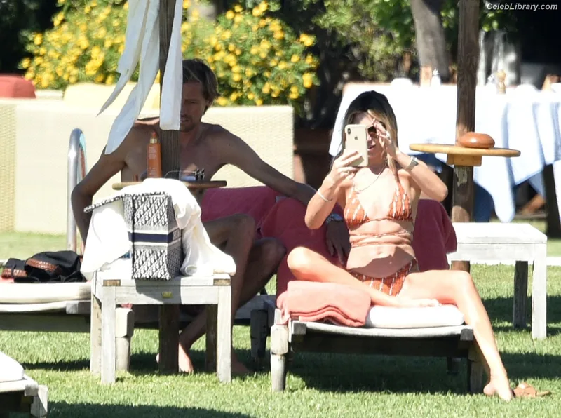 Abigail Marie Clancy photo 19 of 689