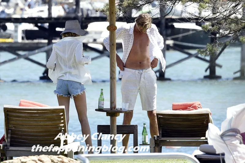 Abigail Marie Clancy photo 14 of 689