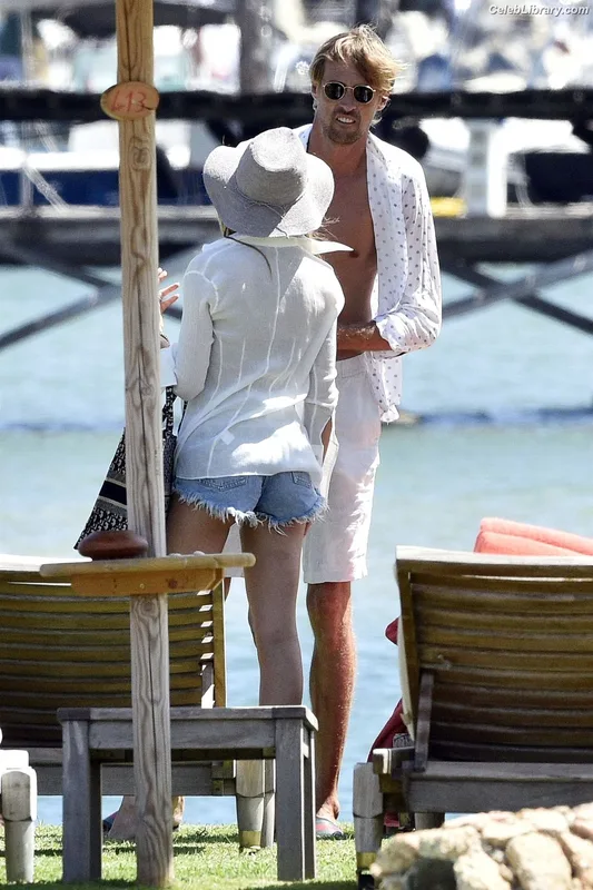 Abigail Marie Clancy photo 18 of 689