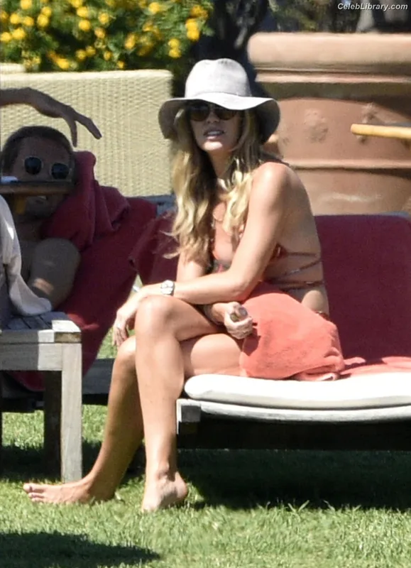 Abigail Marie Clancy photo 22 of 689