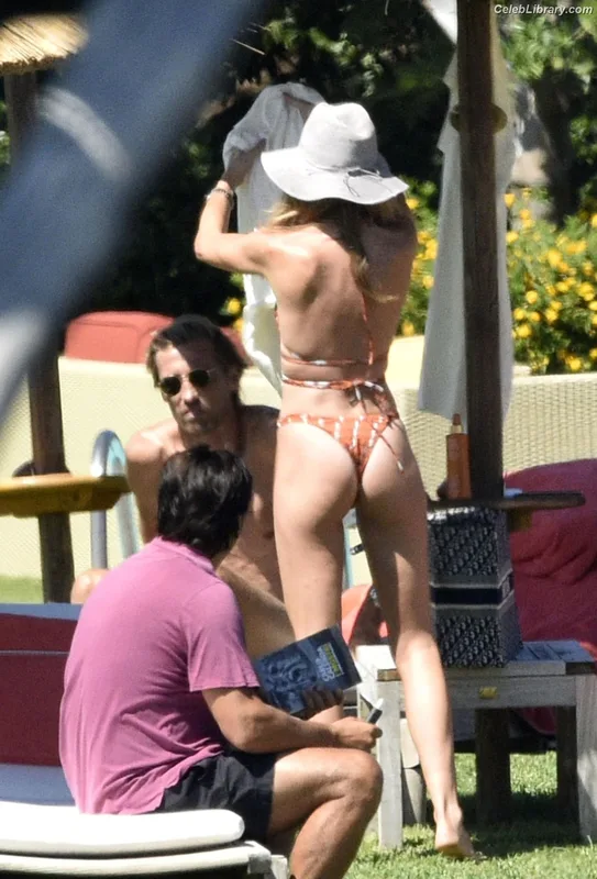 Abigail Marie Clancy photo 23 of 689