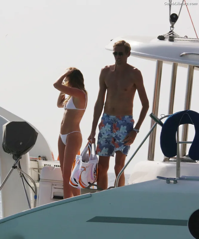 Abigail Marie Clancy photo 12 of 689