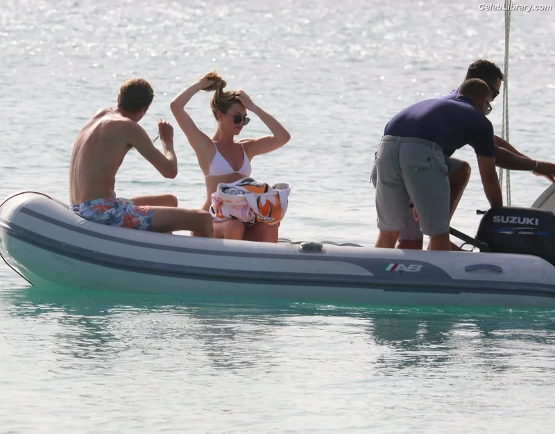 Abigail Marie Clancy photo 5 of 689