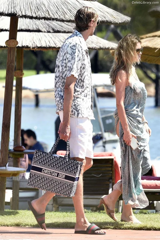 Abigail Marie Clancy photo 16 of 689