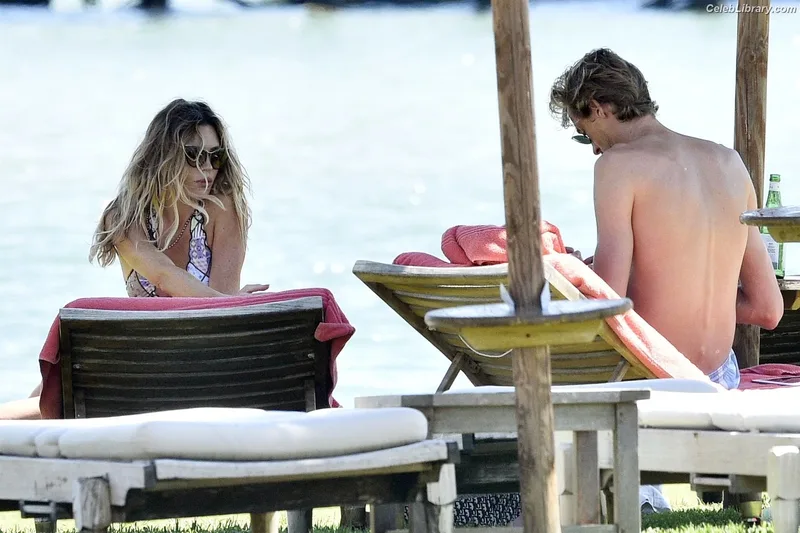 Abigail Marie Clancy photo 19 of 689
