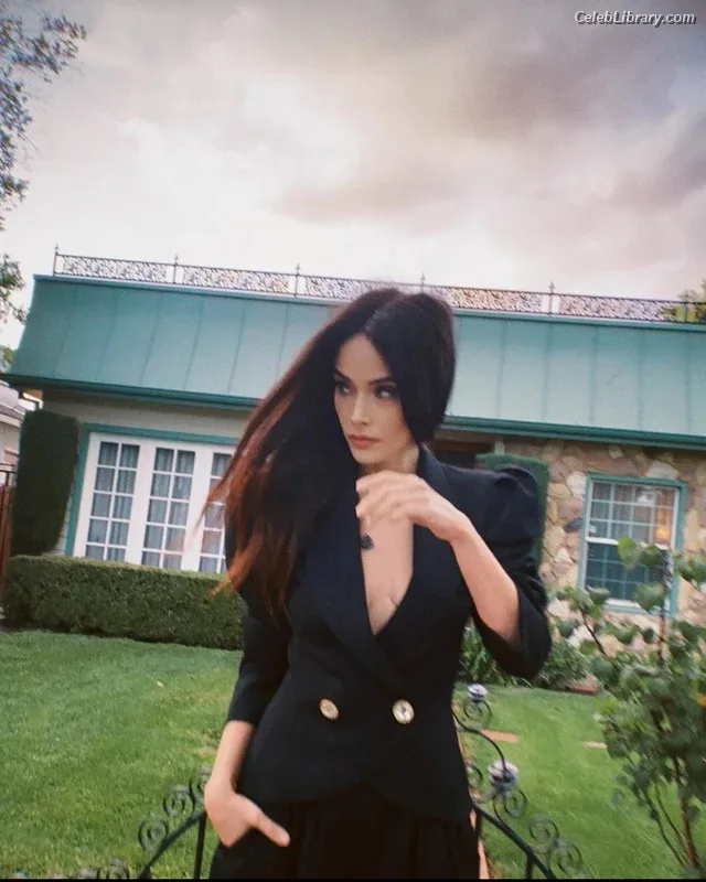 Abigail Spencer photo 4 of 244