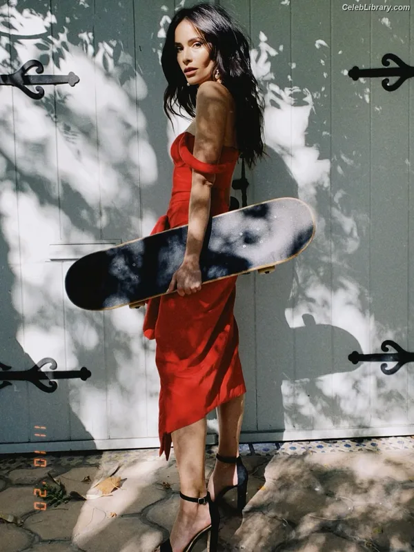 Abigail Spencer photo 5 of 244