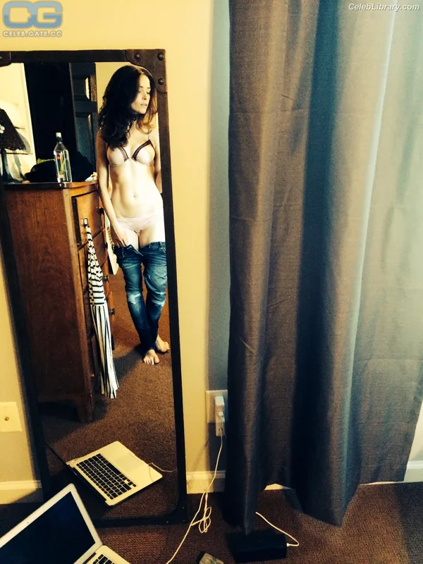 Abigail Spencer photo 21 of 244
