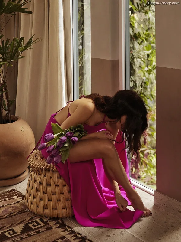 Abigail Spencer photo 9 of 244