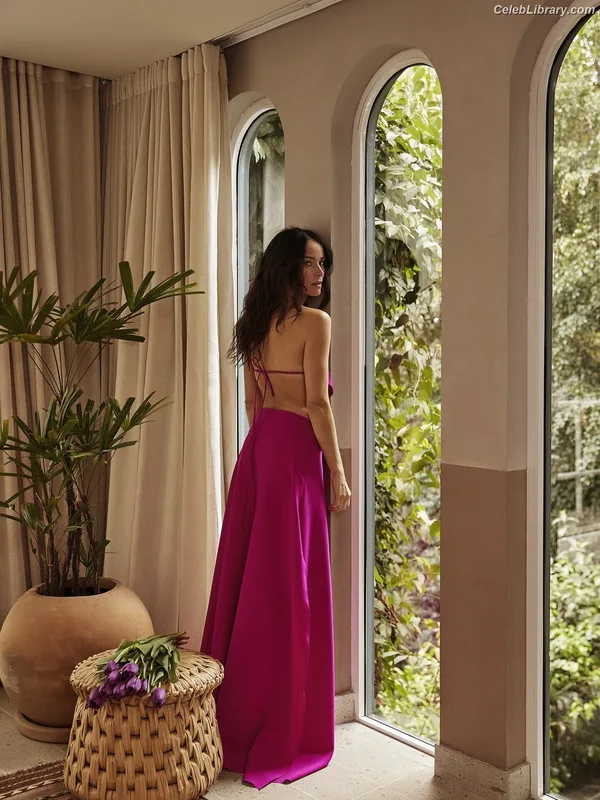 Abigail Spencer photo 10 of 244
