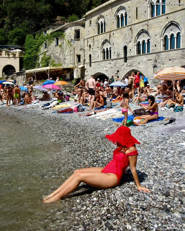 Addison Rae photo 20 of 6004