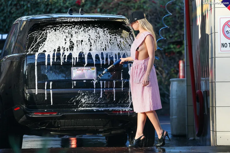 Addison Rae photo 23 of 6004