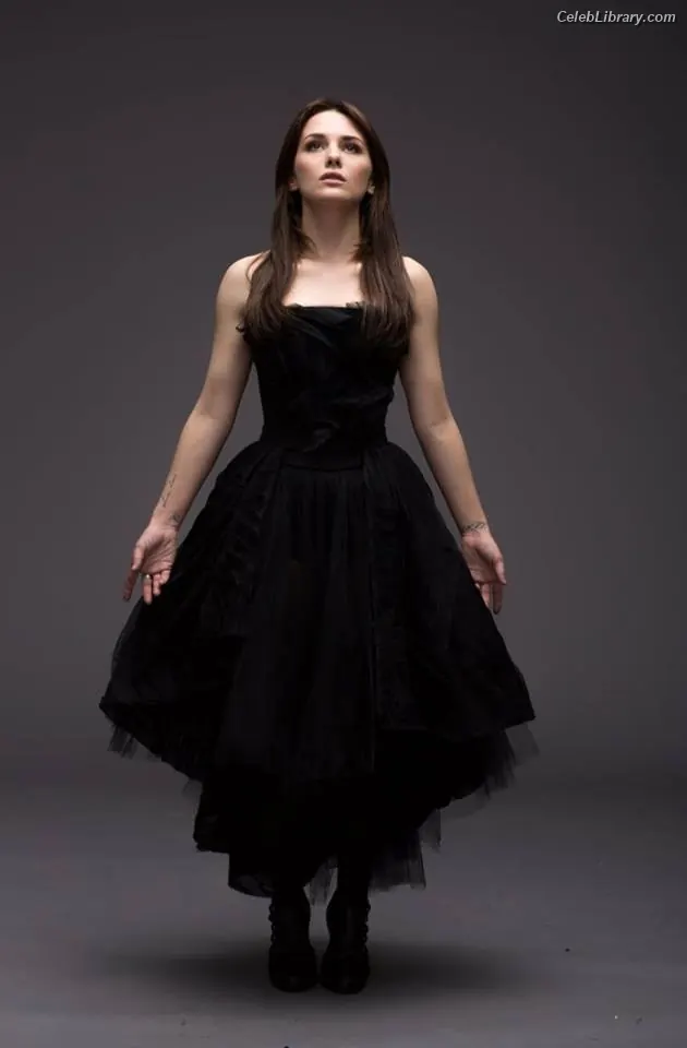 Addison Timlin photo 7 of 685
