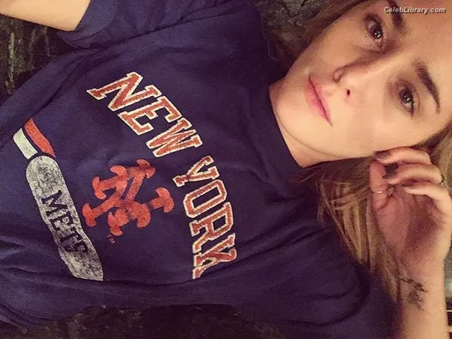 Addison Timlin photo 21 of 685