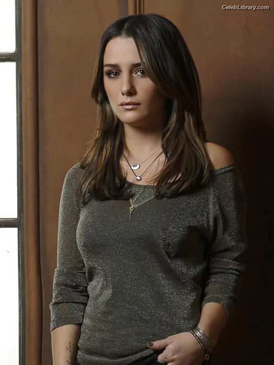 Addison Timlin photo 2 of 685