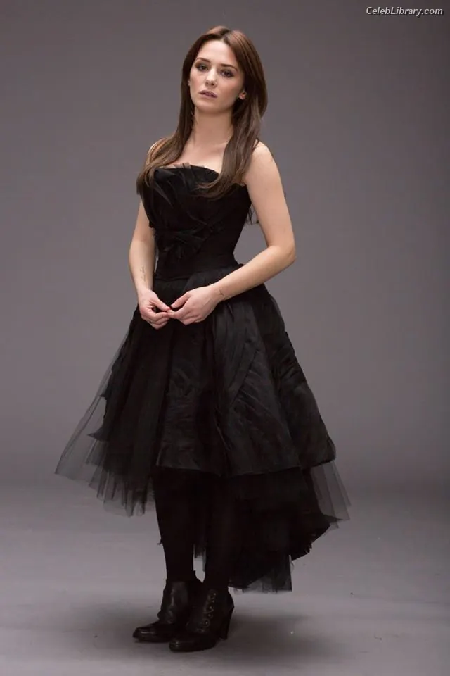 Addison Timlin photo 2 of 685
