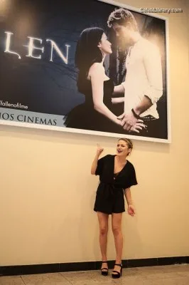 Addison Timlin photo 4 of 686