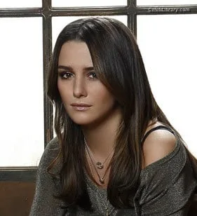 Addison Timlin photo 8 of 686