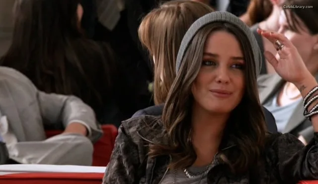 Addison Timlin photo 14 of 686