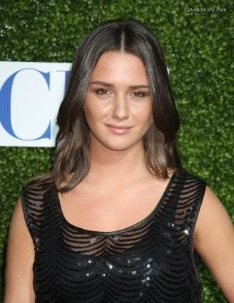 Addison Timlin photo 22 of 686