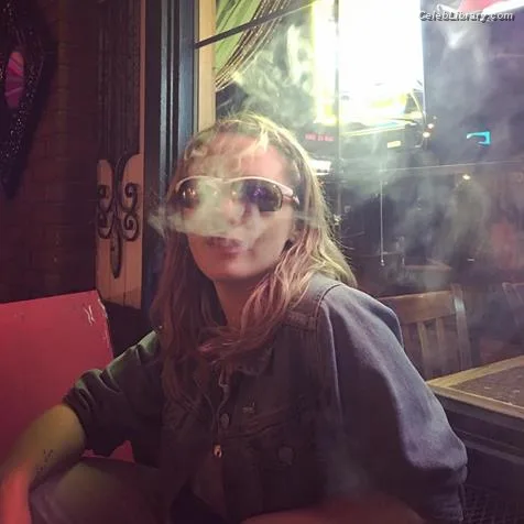 Addison Timlin photo 7 of 686
