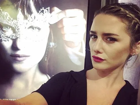 Addison Timlin photo 8 of 686